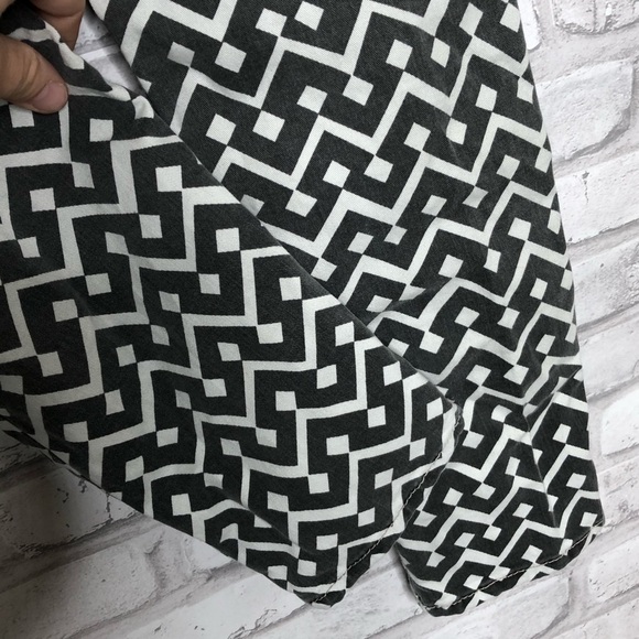 Gap 1969 geometric gray and white jeans, size 26 - Picture 5 of 8